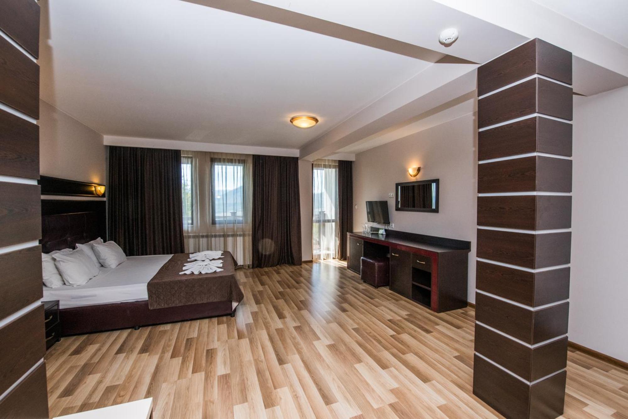 Hotel Complex Panorama Elena Zewnętrze zdjęcie
